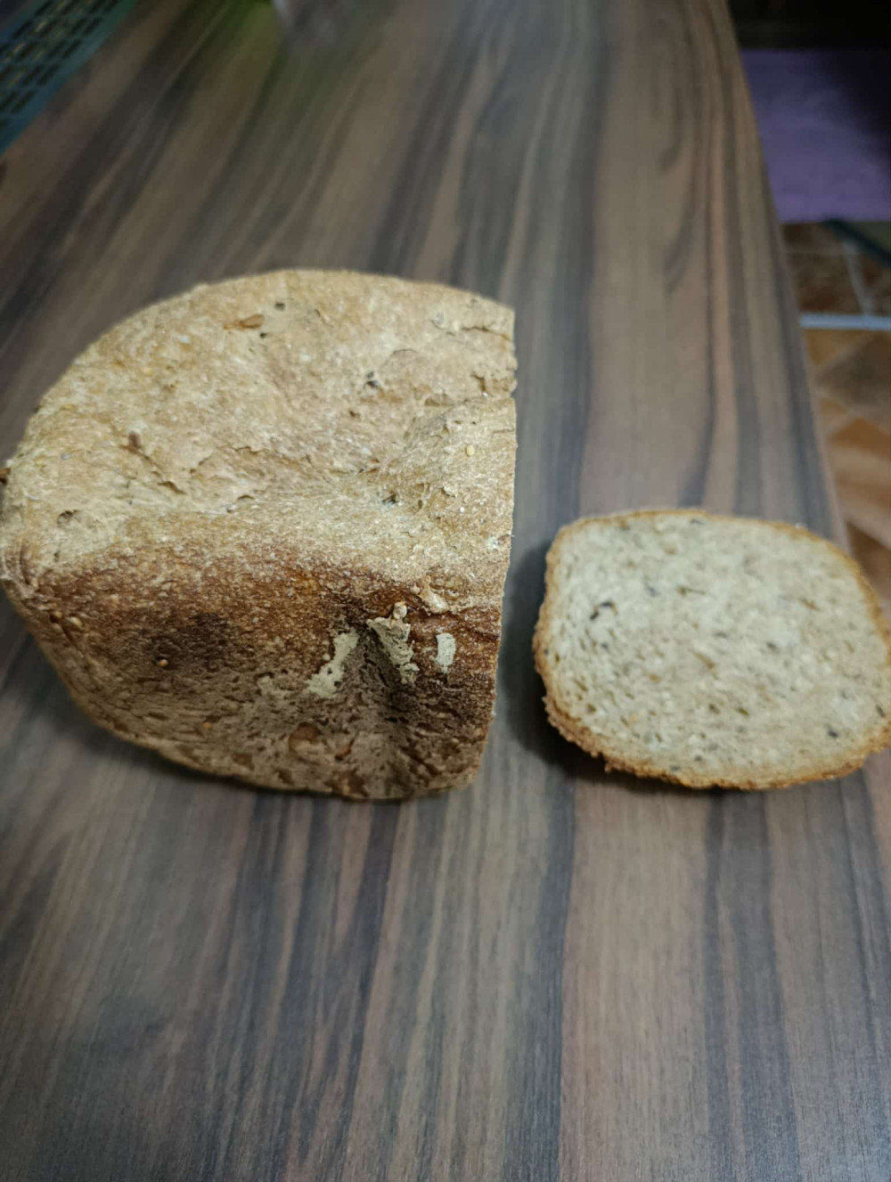     Magvas Teljeskiőrlésű Kenyér Sütőkeverék, Lisztkeverék 1kg